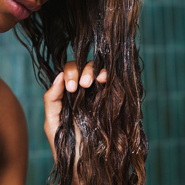 Magasiner le traitement pré-shampooing fortifiant Botanical Repair™