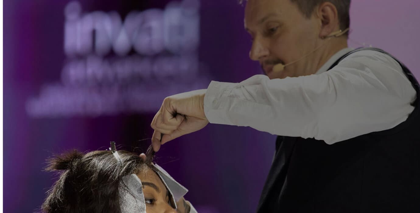 Découvrez-en plus sur les services professionnels de traitements pour coloration botanical repair