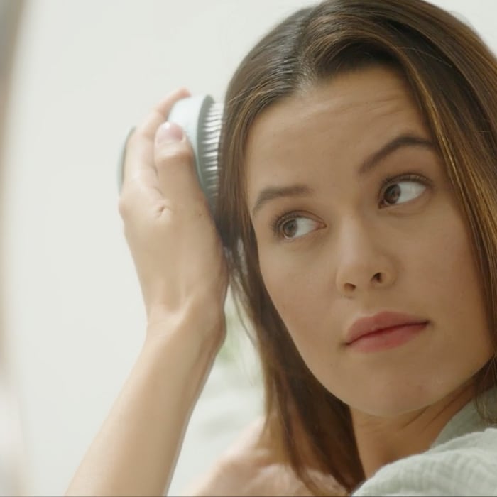 Prenez soin de votre cuir chevelu avec la routine scalp solutions composée de produits 100 % végétaliens