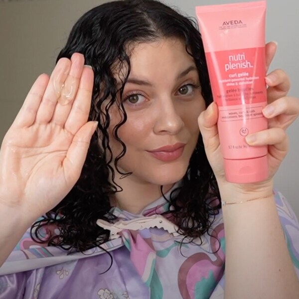 Conseils de soins des cheveux mal compris mettant en vedette botanical repair™